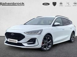 Weiß Gebraucht 2022 Ford Focus ST-Line Kombi | 20.990 € (Fairer Preis)