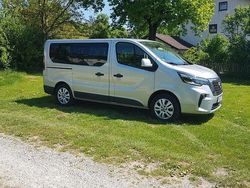 Silber Gebraucht 2024 Nissan Primastar Tekna Van / Kleinbus | 41.290 € (Fairer Preis)