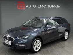 Magnetic grau metallic Gebraucht 2024 Seat Leon Style Kombi | 20.970 € (Guter Preis)