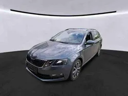 Grau Gebraucht 2020 Skoda Octavia Tour Kombi | 14.980 € (Fairer Preis)