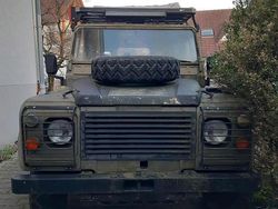 Grün Gebraucht 1989 Land Rover Defender SUV | 8.500 €