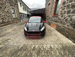 Schwarz Gebraucht 2016 Ford Fiesta ST-Line Limousine | 6.100 € (Guter Preis)