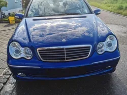 Blau Gebraucht 2003 Mercedes C180 Limousine | 1.700 € (Fairer Preis)
