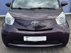 Deep amethyst Gebraucht 2010 Toyota iQ Kleinwagen | 5.800 € (Fairer Preis)