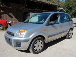 Silber Gebraucht 2007 Ford Fusion Ambiente Kombi | 1.490 €