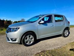 Silber Gebraucht 2016 Dacia Sandero Lauréate Kleinwagen | 6.990 € (Superpreis)