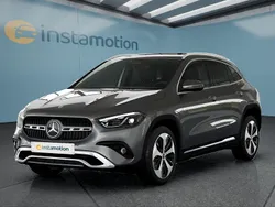 Grau Gebraucht 2025 Mercedes GLA220 SUV | 73.499 €