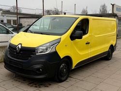 Gelb Gebraucht 2016 Renault Trafic Komfort Van / Kleinbus | 6.990 € (Guter Preis)