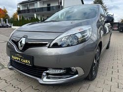 Grau Gebraucht 2014 Renault Scénic III Bose Edition Van / Kleinbus | 10.900 € (Etwas zu teuer)