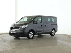 Grau Gebraucht 2024 Renault Trafic Evolution Van | 35.989 € (Fairer Preis)