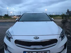 Weiß Gebraucht 2020 Kia XCeed Xdition SUV | 20.100 € (Fairer Preis)