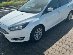 Weiß Gebraucht 2016 Ford Focus Limousine | 7.750 € (Etwas zu teuer)