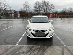 Weiß Gebraucht 2015 Hyundai i40 Kombi | 9.100 € (Fairer Preis)
