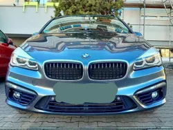 Grau Gebraucht 2016 BMW 218 Gran Tourer Sport Line Van / Kleinbus | 15.800 € (Etwas zu teuer)