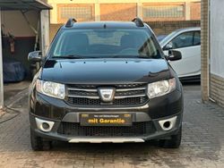 Schwarz Gebraucht 2015 Dacia Sandero Prestige Kleinwagen | 5.999 € (Fairer Preis)
