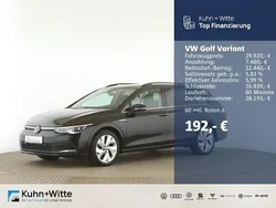 Grenadillschwarz metallic Gebraucht 2024 VW Golf VIII Style Kombi | 28.420 € (Guter Preis)