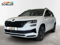 Weiß Neu 2025 Skoda Karoq SportLine SUV | 45.290 €
