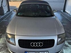 Silber Gebraucht 2003 Audi TT Roadster Cabrio | 2.500 € (Fairer Preis)