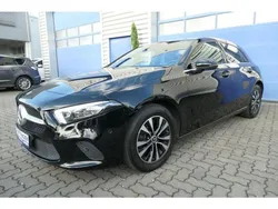 Schwarz Gebraucht 2022 Mercedes A200 Limousine | 22.950 € (Fairer Preis)
