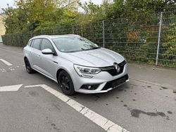 Silber Gebraucht 2019 Renault Mégane IV | 7.798 € (Guter Preis)