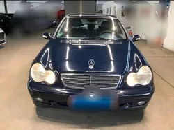 Blau Gebraucht 2002 Mercedes C200 Limousine | 1.850 € (Fairer Preis)