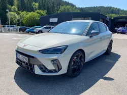 Taiga grau metallic Gebraucht 2024 Cupra Leon Limousine | 37.490 € (Etwas zu teuer)