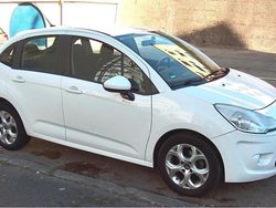 Weiß Gebraucht 2012 Citroën C3 Kleinwagen | 3.950 € (Fairer Preis)