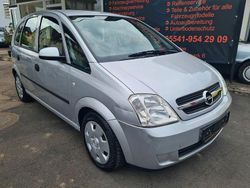 Silber Gebraucht 2004 Opel Meriva Van / Kleinbus | 1.499 € (Guter Preis)