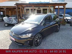 Schwarz Gebraucht 2016 VW Golf Sportsvan Allstar Van / Kleinbus | 9.990 € (Fairer Preis)