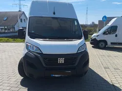 Weiß Gebraucht 2023 Fiat Ducato Van | 32.900 € (Fairer Preis)
