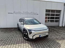 Ivory silber metallic Gebraucht 2025 Kia EV3 2 SUV | 39.990 € (Fairer Preis)