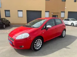 Rot Gebraucht 2009 Fiat Grande Punto Kleinwagen | 3.599 € (Fairer Preis)