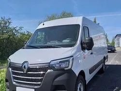 Schwarz Gebraucht 2023 Renault Master Van | 25.350 € (Guter Preis)