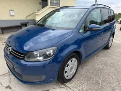 Deep ocean blue Gebraucht 2011 VW Touran Comfortline Van / Kleinbus | 9.950 € (Fairer Preis)