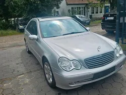 Silber Gebraucht 2000 Mercedes C240 Avantgarde Limousine | 1.600 € (Guter Preis)