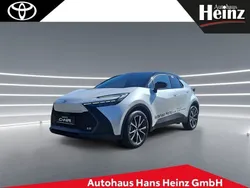 Weiß Gebraucht 2025 Toyota C-HR SUV | 38.390 € (Teuer)