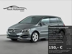 Grau Gebraucht 2016 Mercedes B200 Urban Van / Kleinbus | 17.990 € (Fairer Preis)
