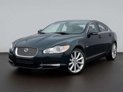 Grün Gebraucht 2010 Jaguar XF Limousine | 7.200 € (Fairer Preis)