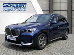 Phytonicblau metallic Neu 2025 BMW iX1 xLine SUV | 53.990 € (Teuer)
