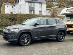 Grau Gebraucht 2019 Jeep Compass Longitude SUV | 17.499 € (Fairer Preis)