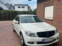 Weiß Gebraucht 2010 Mercedes C220 Limousine | 7.250 € (Etwas zu teuer)