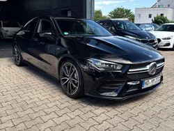 Kosmosschwarz Gebraucht 2020 Mercedes CLA35 AMG AMG Limousine | 32.500 € (Superpreis)