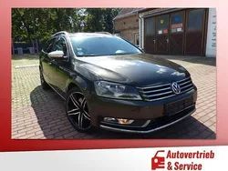 Braun (metallic) Gebraucht 2013 VW Passat Highline Kombi | 11.980 € (Etwas zu teuer)