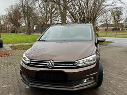 Braun Gebraucht 2015 VW Touran Highline Van / Kleinbus | 15.500 € (Etwas zu teuer)