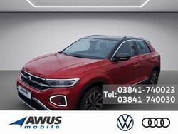 Rot / kings red (metallic) Gebraucht 2024 VW T-Roc Style SUV | 27.490 € (Guter Preis)