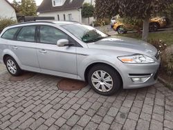 Silber Gebraucht 2014 Ford Mondeo Trend Kombi | 11.300 € (Fairer Preis)