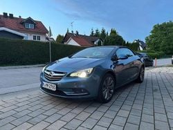 Blau Gebraucht 2013 Opel Cascada Innovation Cabrio | 8.600 € (Etwas zu teuer)
