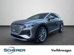 Taifungrau metallic (metallic) Gebraucht 2025 Audi Q4 e-tron Ambiente SUV | 50.590 € (Teuer)