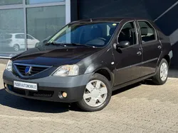 Grau Gebraucht 2008 Dacia Logan Lauréate Limousine | 2.490 € (Etwas zu teuer)