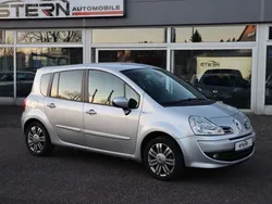 Grau Gebraucht 2011 Renault Grand Modus Night&Day Van / Kleinbus | 5.990 € (Fairer Preis)
